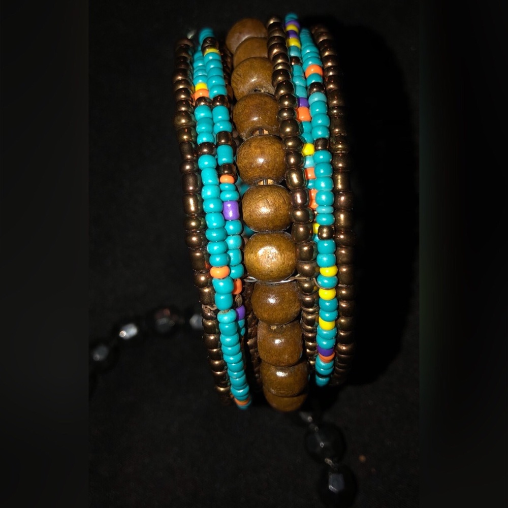 Decorated cuff bracelet